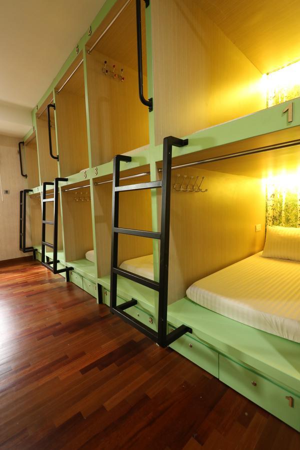 Mm Capsule Hostel Medan Bagian luar foto